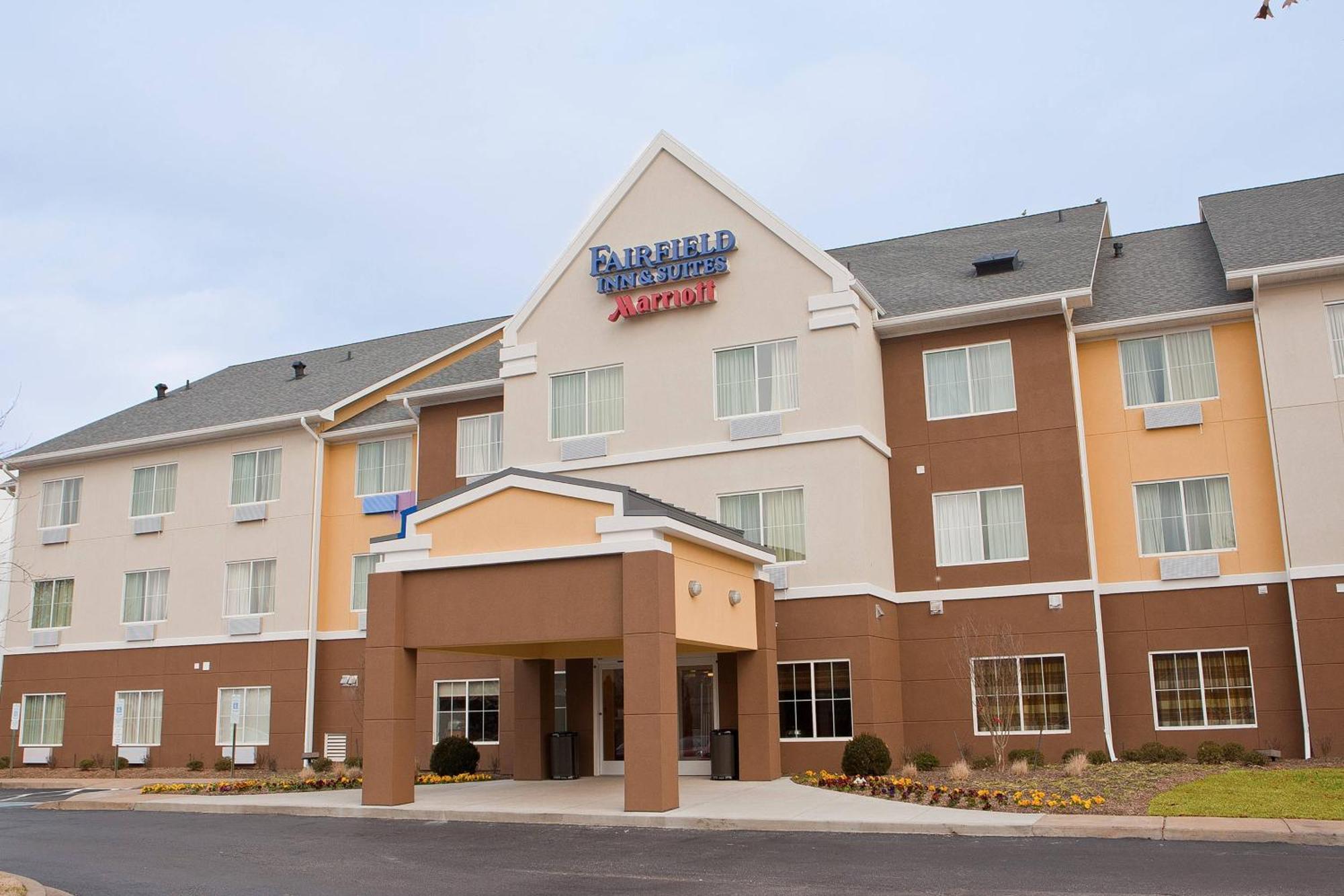 Fairfield Inn & Suites By Marriott Memphis East Galleria Exterior foto